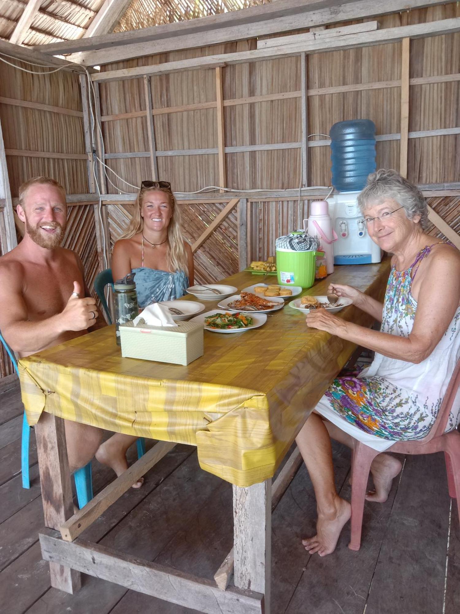Amfriwen Homestay Yennanas Besir 外观 照片